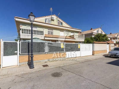 Venta Casa unifamiliar Los Santos de La Humosa. Buen estado con terraza 145 m²