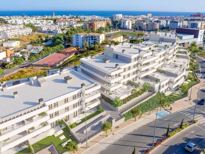 Venta Piso Estepona. Piso de tres habitaciones Buen estado primera planta con terraza