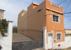 Venta de casa en Barranco Hondo (Candelaria)