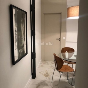 Alquiler apartamento piso clásico y recién reformado en el triángulo dorado en Madrid