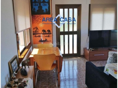 Alquiler ático con 2 habitaciones amueblado en Castelldefels