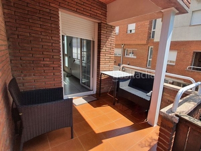 Alquiler casa con 4 habitaciones con parking, calefacción y aire acondicionado en Barberà del Vallès