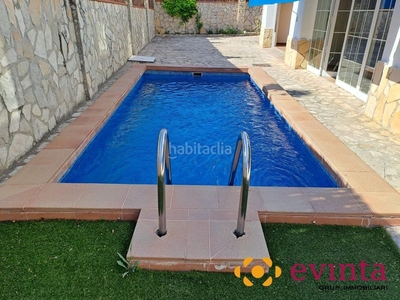 Alquiler chalet bonita casa con piscina en Vallirana