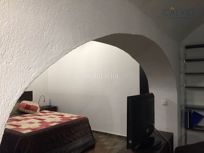 Alquiler dúplex en lloguer a , amb 90 m2, 1 habitacions i 2 banys, moblat, aire condicionat i calefacció individual. en Barcelona