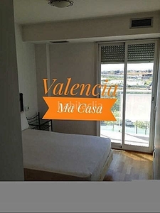 Alquiler piso con 2 habitaciones amueblado con ascensor, parking, calefacción y aire acondicionado en Valencia