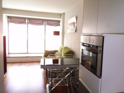 Alquiler piso con 2 habitaciones amueblado con ascensor y aire acondicionado en Girona