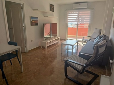 Alquiler piso con 3 habitaciones amueblado con ascensor, parking, piscina, calefacción y aire acondicionado en Fuengirola