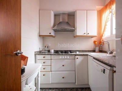 Alquiler piso con 3 habitaciones amueblado con calefacción y aire acondicionado en Hospitalet de Llobregat (L´)