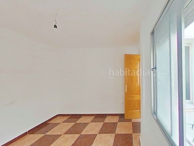 Alquiler piso con 3 habitaciones en Santa Cristina - San Rafael Málaga
