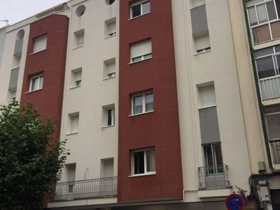 Alquiler Piso en Calle Briviesca. Burgos. Buen estado primera planta con balcón calefacción individual