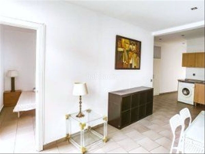 Alquiler piso excelente piso con terraza privada de unos 14 m2 idealmente ubicado en sant gervasi putxet. ideal pareja, uñ dormitorio doble y un estudio o habitación de invitados en Barcelona