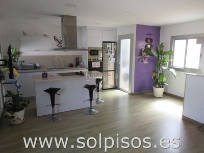 Ático con 2 habitaciones con aire acondicionado en Prat de Llobregat (El)