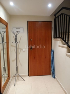 Ático con 3 habitaciones con ascensor y aire acondicionado en Silla