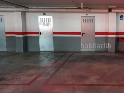 Ático con 4 habitaciones amueblado con ascensor, parking, piscina y aire acondicionado en Murcia