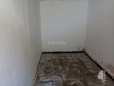 Casa adosada casa de pueblo en venta en calle san quintín, , valencia en Alzira