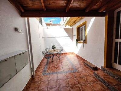 Casa adosada con 4 habitaciones con aire acondicionado en Málaga