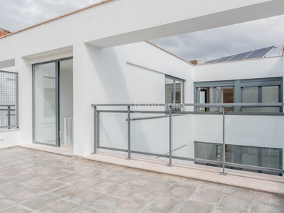 Casa adosada con 4 habitaciones con parking y piscina en Aranjuez
