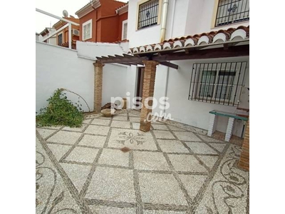 Casa adosada en alquiler en Calle Antonio Machado