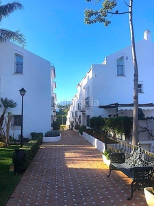 Casa adosada en calle cecilia bohl de faber casa adosada con 3 habitaciones con parking en Marbella