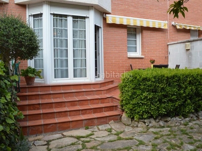Casa adosada lista para entrar a vivir en Poble Nou Vilafranca del Penedès