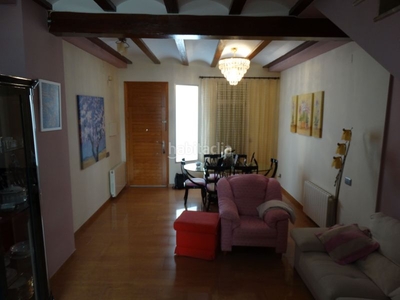 Casa con 4 habitaciones con calefacción y aire acondicionado en Silla