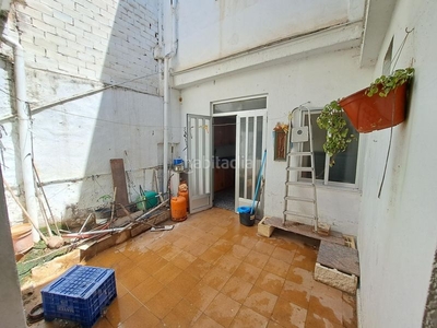 Casa en venta compuesta de planta baja y primer piso en Alzira