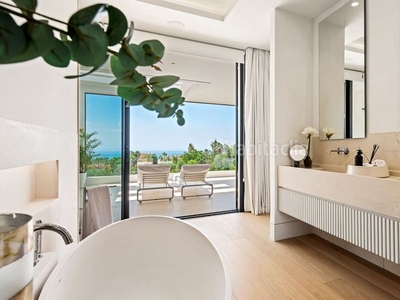 Casa excelente villa moderna en venta en cascada de camojan en Marbella