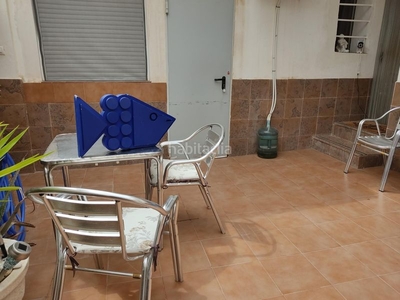 Casa venta dúplex con dos viviendas en planta baja y piso en Canteras en Cartagena