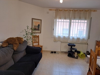 Habitaciones en C/ Narcis monturiol, Girona Capital por 325€ al mes