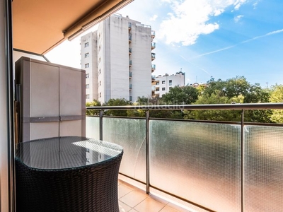 Piso con 3 habitaciones con ascensor, calefacción y aire acondicionado en Terrassa