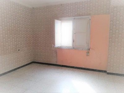 Piso con 3 habitaciones en Mareny de Barraquetes Sueca