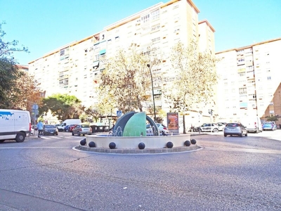 Piso ¡ dos apartamentos en uno ! zona carretera de cádiz en Málaga