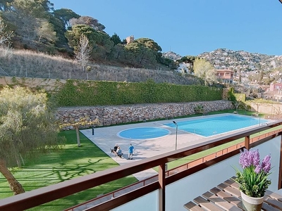 Piso en alquiler en Roca Grossa - Serra Brava de 2 habitaciones con piscina y garaje