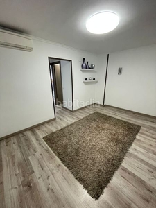 Piso en carrer de pi i margall piso con 2 habitaciones en Hospitalet de Llobregat (L´)