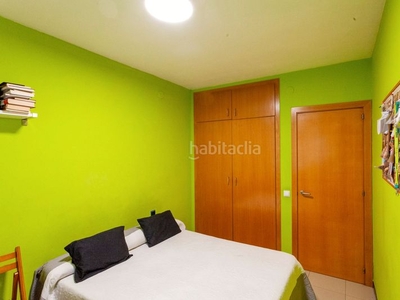 Piso en carrer del mestre joan corrales piso con 3 habitaciones con calefacción en Esplugues de Llobregat