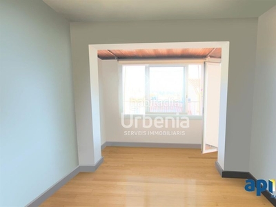 Piso en venta , con 54 m2, 2 habitaciones y 1 baños y calefacción gas ciudad. en Mataró