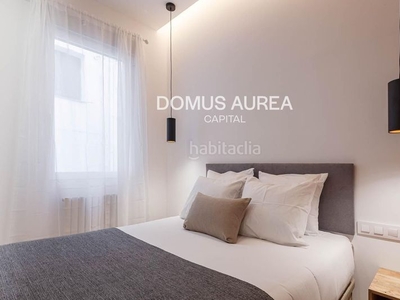 Piso en venta , con 94 m2, 3 habitaciones y 3 baños, trastero, ascensor, amueblado, aire acondicionado y calefacción individual. en Madrid