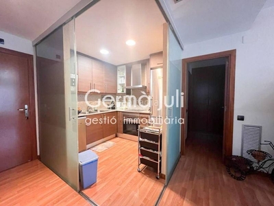 Piso en venta en Casagemes- centro en Casagemes Badalona