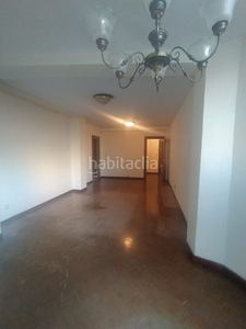 Piso estupendo piso en alameda de colon en Ensanche Centro - Puerto Málaga