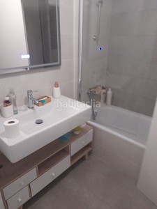 Piso nuevo con muy buenas calidades 3 dormitorios 2 baños en Estepona