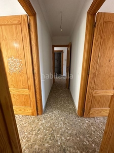 Piso venta de piso con tres dormitorios en vélez málaga, málaga, costa del sol en Vélez - Málaga