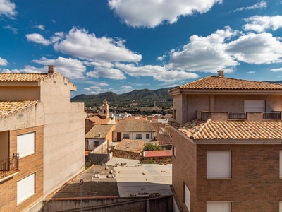 Venta Casa adosada en Tossal De La Vila 3 La Pobla Tornesa. Con terraza 198 m²