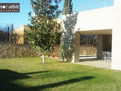 Venta Casa unifamiliar Alpicat. Con terraza 400 m²