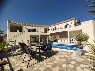 Venta Casa unifamiliar Sorbas. Con terraza 300 m²