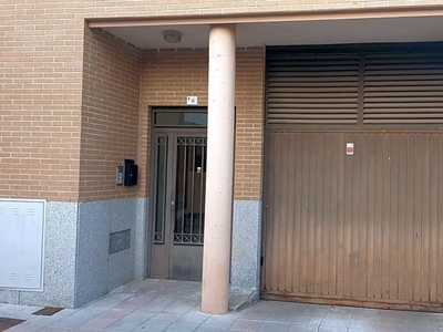 Apartamento amueblado en Mocejón con plaza de garaje