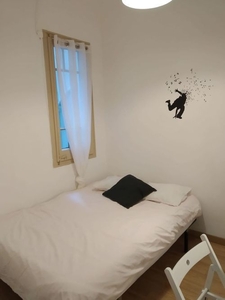 Hab. cama doble/Room with double bed-Sagrada familia