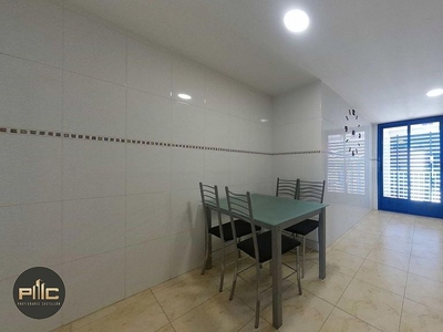 Piso en alquiler en Oeste de 3 habitaciones con garaje y muebles