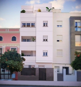 Venta de piso en Las Huertas - San Pablo de 3 habitaciones con terraza y aire acondicionado