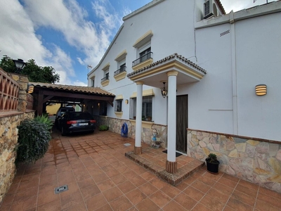 Yunquera casa adosada en venta