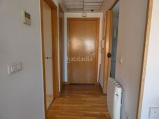 Apartamento con ascensor, piscina, calefacción y aire acondicionado en Madrid